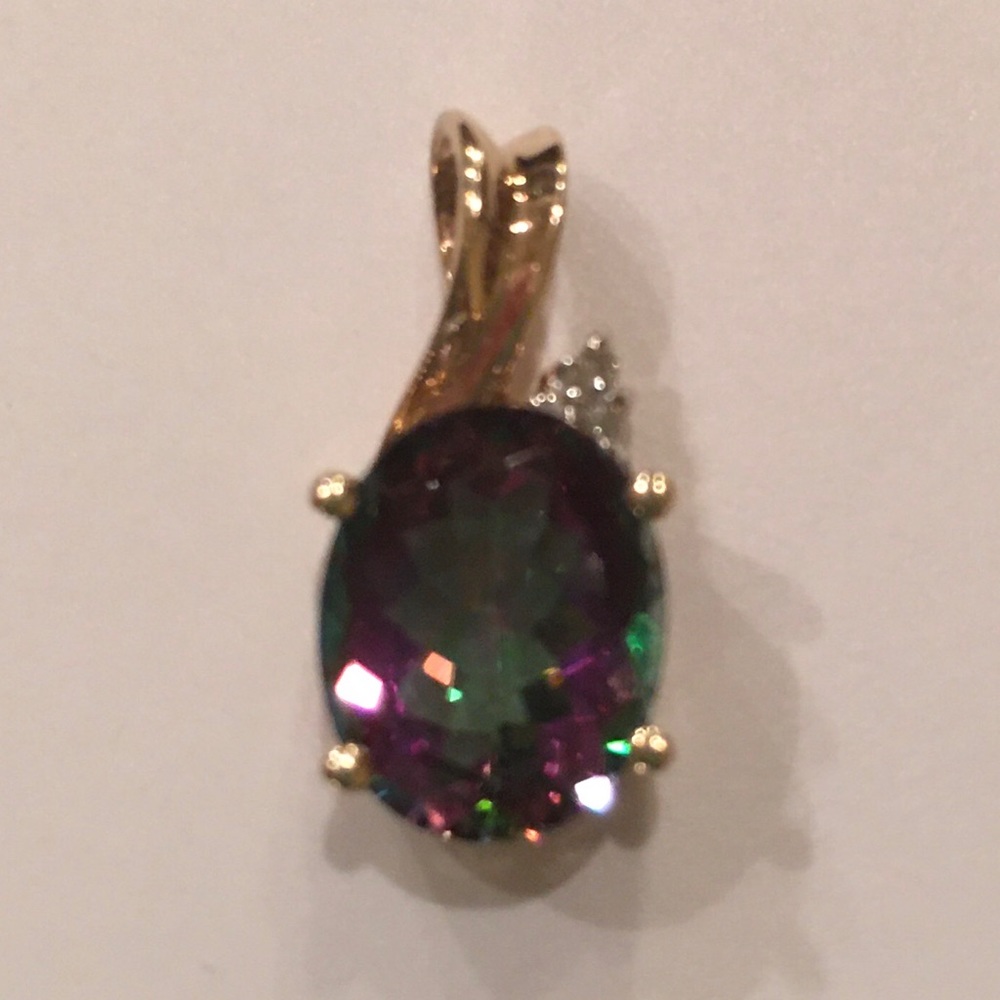 Mystic fire pendant